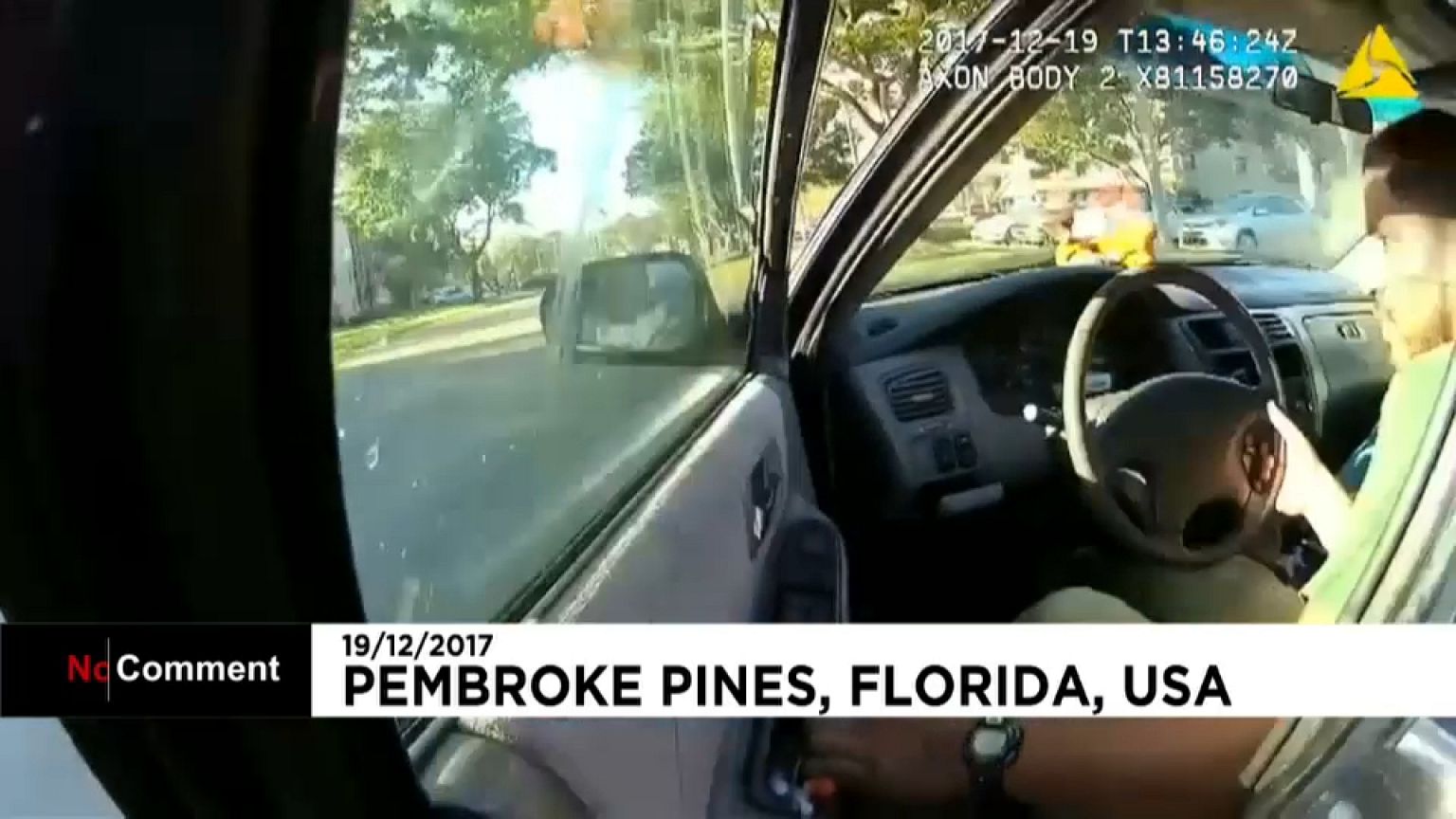 USA: Polizist von Auto mitgeschleift
