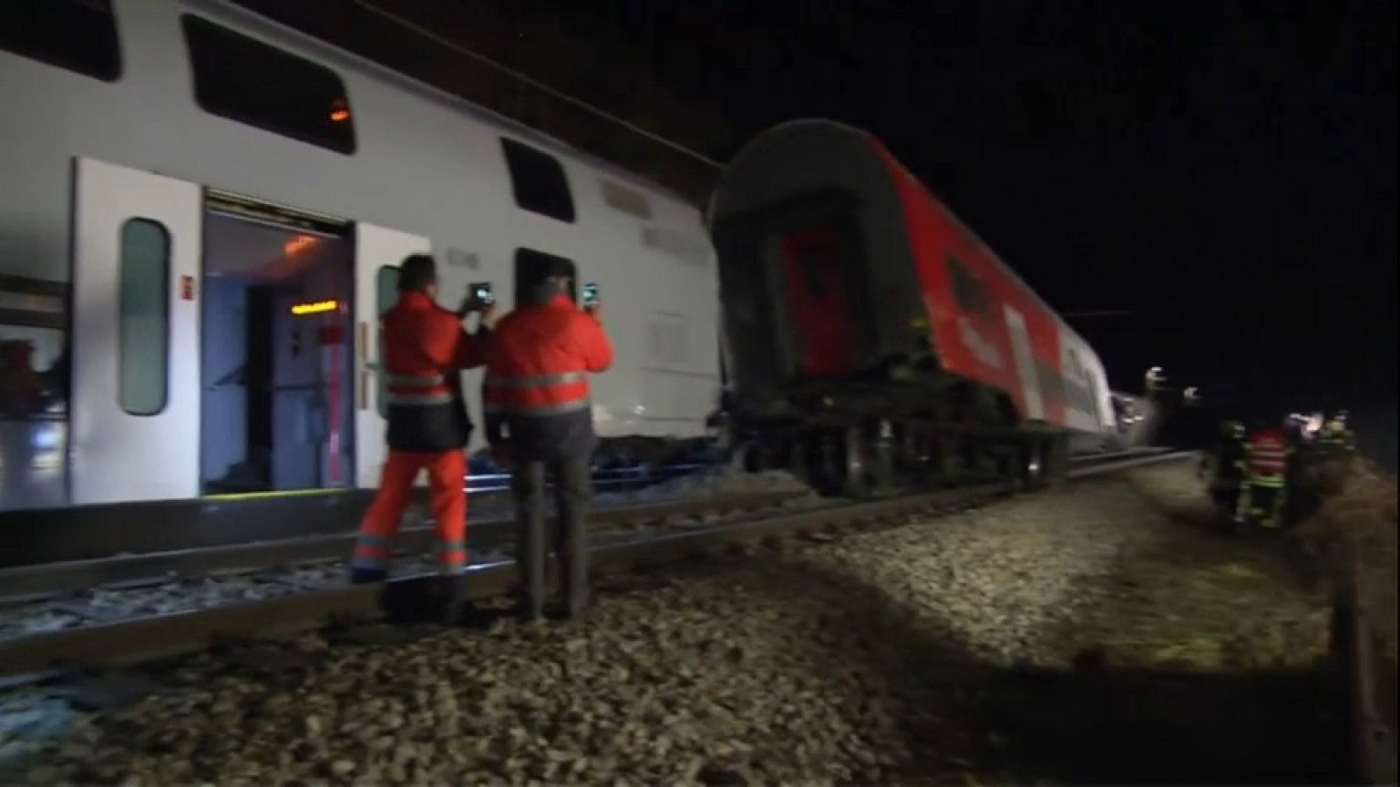 Dos heridos graves en un choque de trenes en Viena