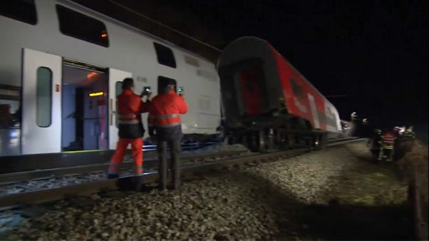 Dos heridos graves en un choque de trenes en Viena Dos heridos graves en un choque de trenes en Viena