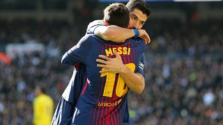 Barcelona thump Real 3-0 in Madrid to extend La Liga lead