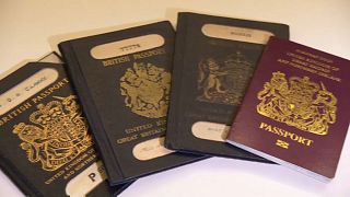 جدل في بريطانيا بسبب لون جواز السفر بعد بريكست