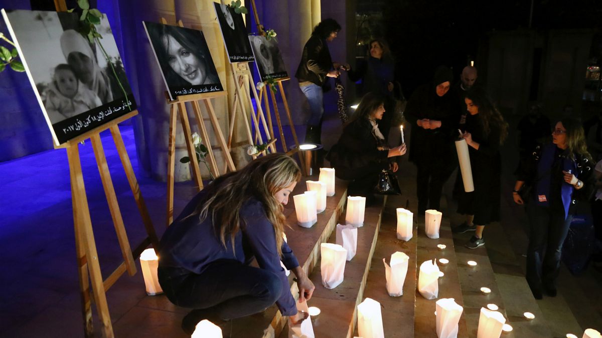 وقفة في بيروت حدادا على النساء ضحايا العنف