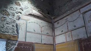 Três novas casas desvendadas em Pompeia
