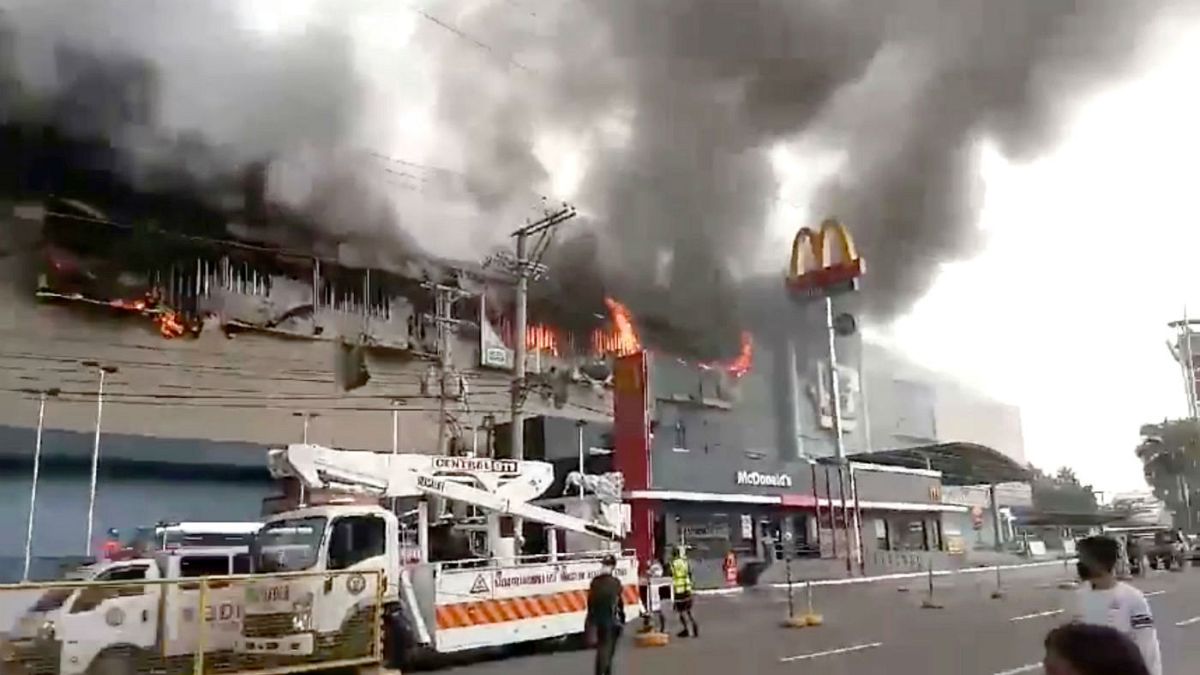 Φιλιππίνες: Δεκάδες νεκροί από την πυρκαγιά στο Νταβάο