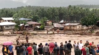 Philippines : le bilan de la tempête s'alourdit