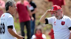 Lula da Silva e Chico Buarque juntos em jogo de futebol