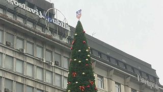 El árbol navideño más caro del mundo está en Serbia