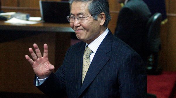 Confrontos em Lima depois de conhecido indulto a Alberto Fujimori Confrontos em Lima depois de conhecido indulto a Alberto Fujimori