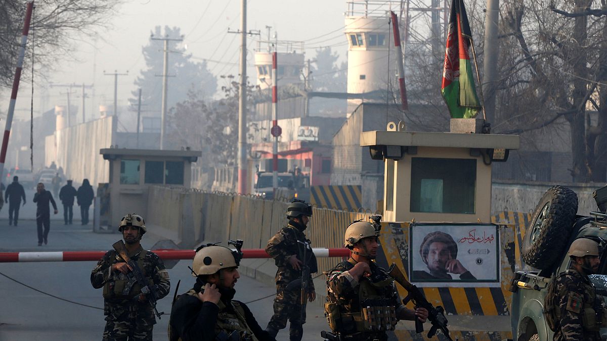 Katonai ellenőrző-áteresztő pont Kabulban
