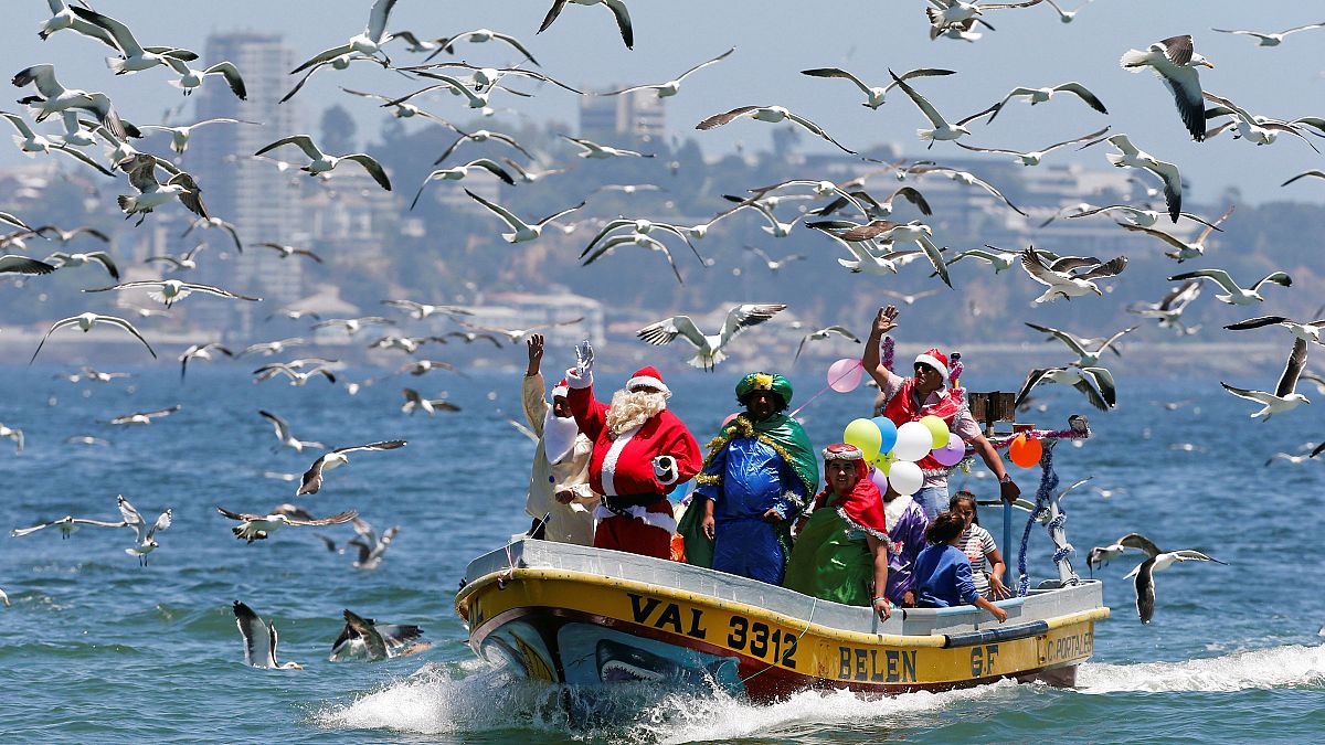 Christmas around the world: in pictures
