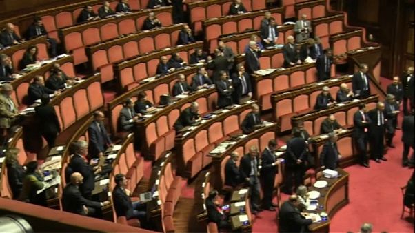 Politica italiana: due mesi di turbolenze, e poi? Politica italiana: due mesi di turbolenze, e poi?