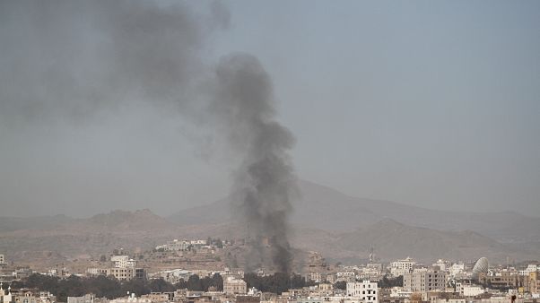 مقتل أكثر من 60 مسلحا حوثيا وجنديا مواليا لحكومة هادي مقتل أكثر من 60 مسلحا حوثيا وجنديا مواليا لحكومة هادي