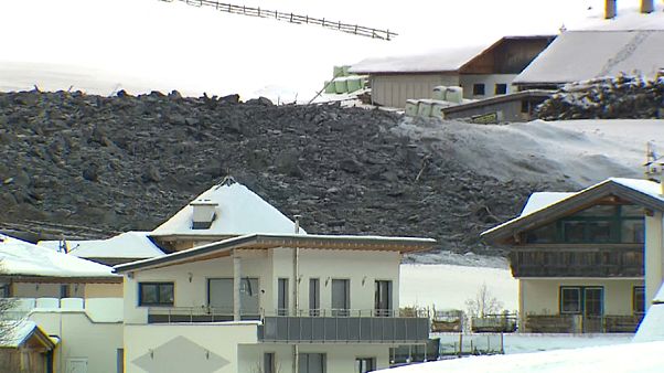 Die Tiroler Gemeinde Fals nach dem Felssturz Die Tiroler Gemeinde Fals nach dem Felssturz