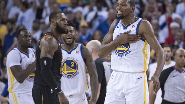 Les Warriors remportent le "Christmas Day" contre les Cavs Les Warriors remportent le "Christmas Day" contre les Cavs