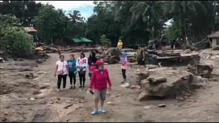 Vietnam: tifone Tembin, migliaia gli evacuati