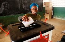 Liberianos escolhem o próximo presidente