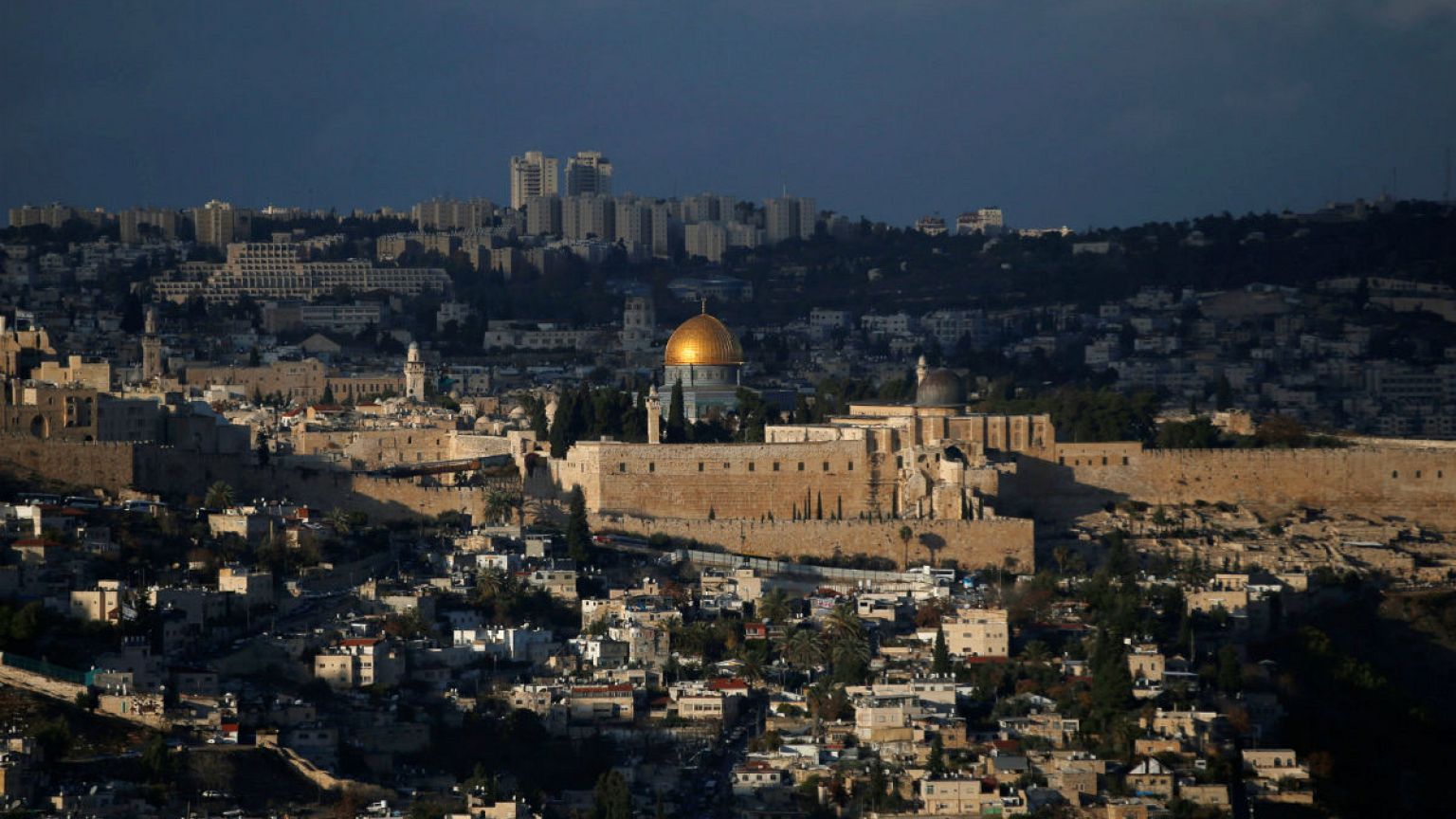 Netanyahu'dan başka ülkeler de elçiliklerini Kudüs'e taşıyacak iddiası