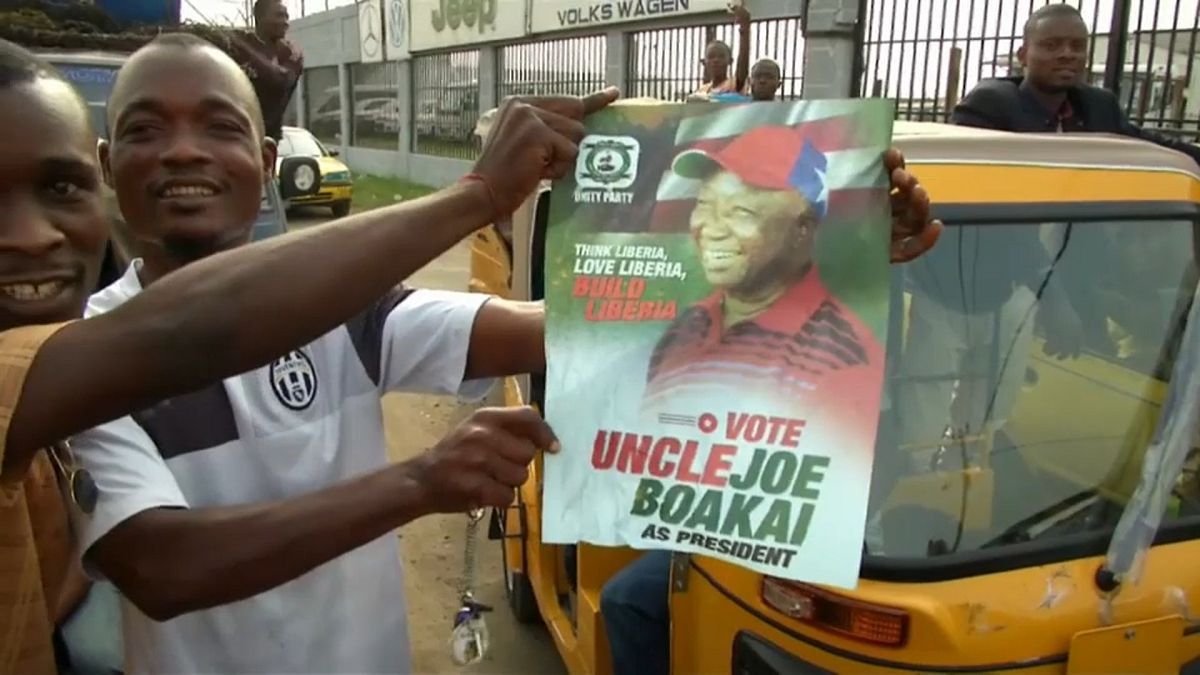 Stichwahlen in Liberia um die Nachfolge der ersten demokratisch gewählten Präsidentin Afrikas