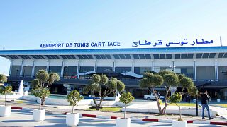 La Tunisie ferme ses aéroports à Emirates