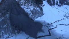 Autriche : un village isolé suite à un éboulement