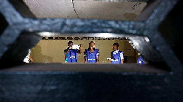 Λιβερία: Ζορζ Γουεά ή Τζόζεφ Μποακάι; Λιβερία: Ζορζ Γουεά ή Τζόζεφ Μποακάι;