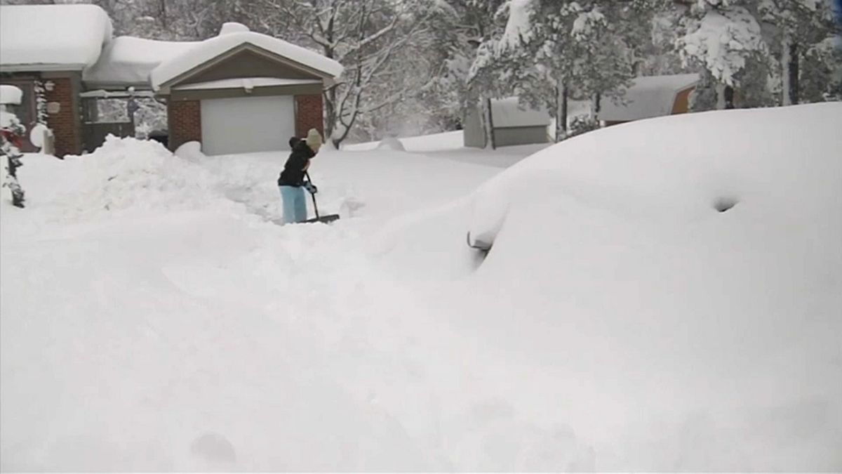 На США обрушились рекордные снегопады