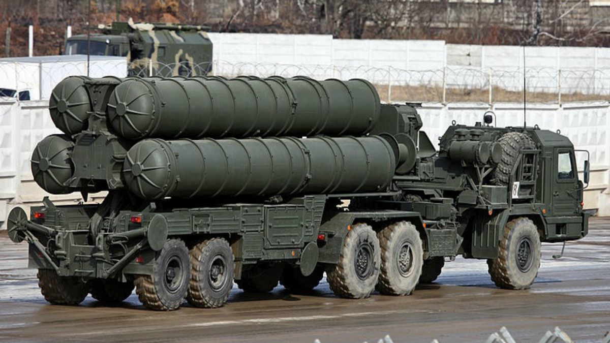 S-400 surface-to-air missile
