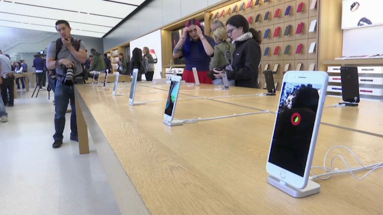 iPhone kullanıcılarından Apple'a dava 