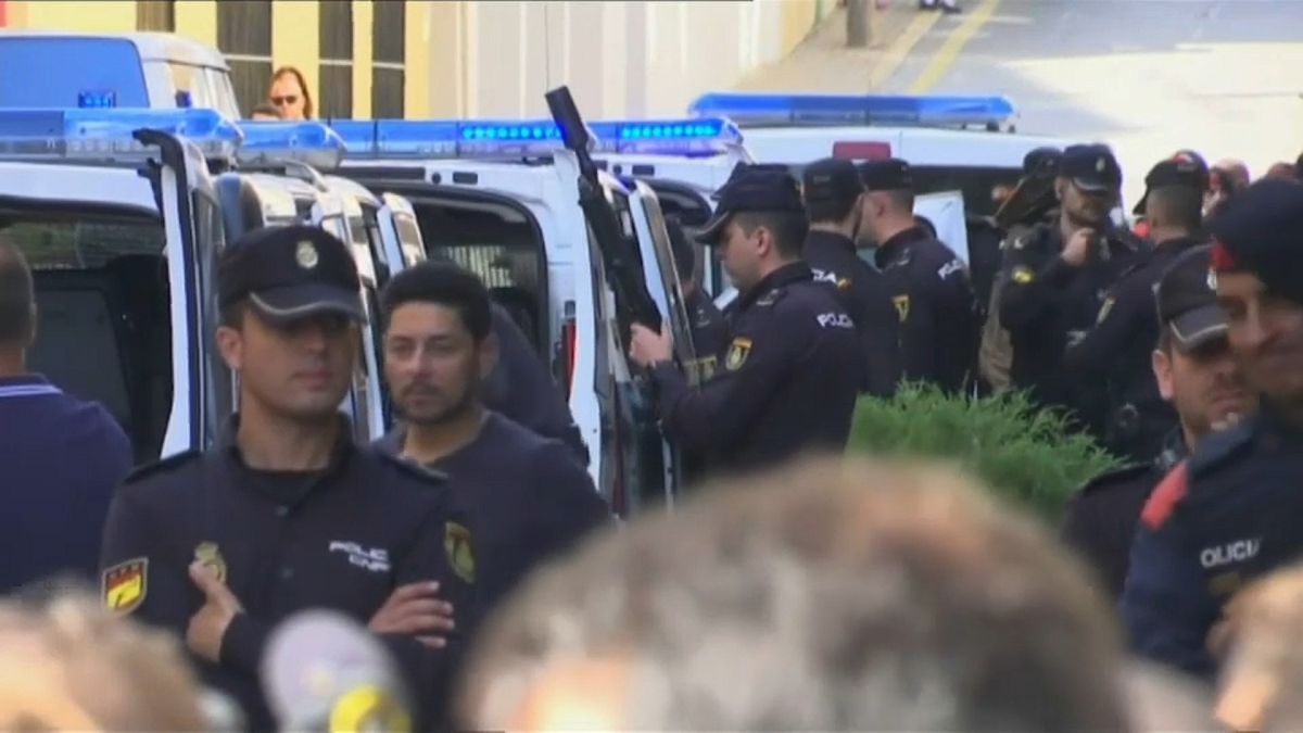 Von Madrid entsandte Sicherheitskräfte