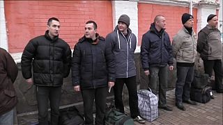 Ucraina: al via lo scambio di prigionieri
