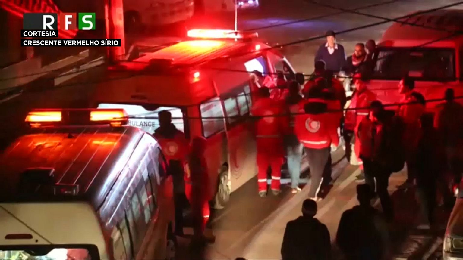 Quatro pessoas em estado crítico retiradas de Ghouta Oriental