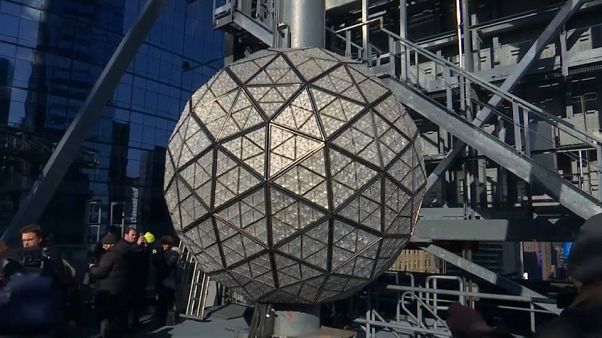 Ecco la Crystal Ball che accoglierà a Times Square il 2018! Ecco la Crystal Ball che accoglierà a Times Square il 2018!
