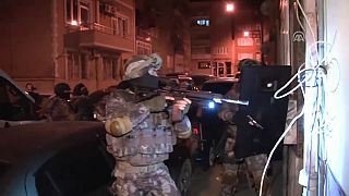 Bursa ve Gaziantep'te IŞİD'e şafak operasyonu