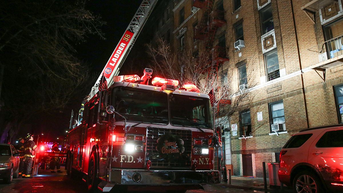 Νέα Υόρκη: Δώδεκα νεκροί από πυρκαγιά στο Μπρονξ 