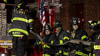 Cerca de 170 bombeiros combateram as chamas no Bronx