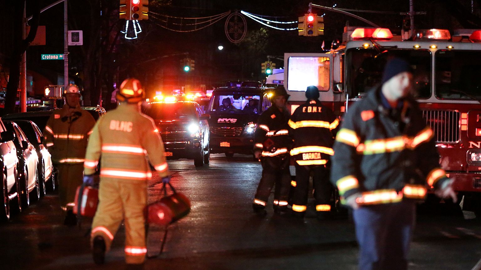 Többen meghaltak egy New York-i épületben kitört tűzben