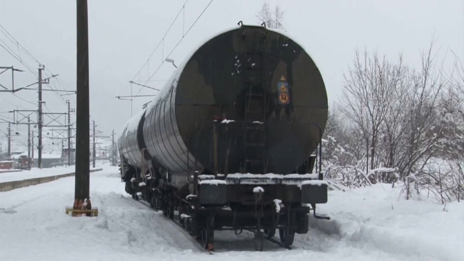 German boy electrocuted in snowball fight