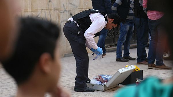 Mısır'da kiliseye silahlı saldırı: En az 7 ölü Mısır'da kiliseye silahlı saldırı: En az 7 ölü