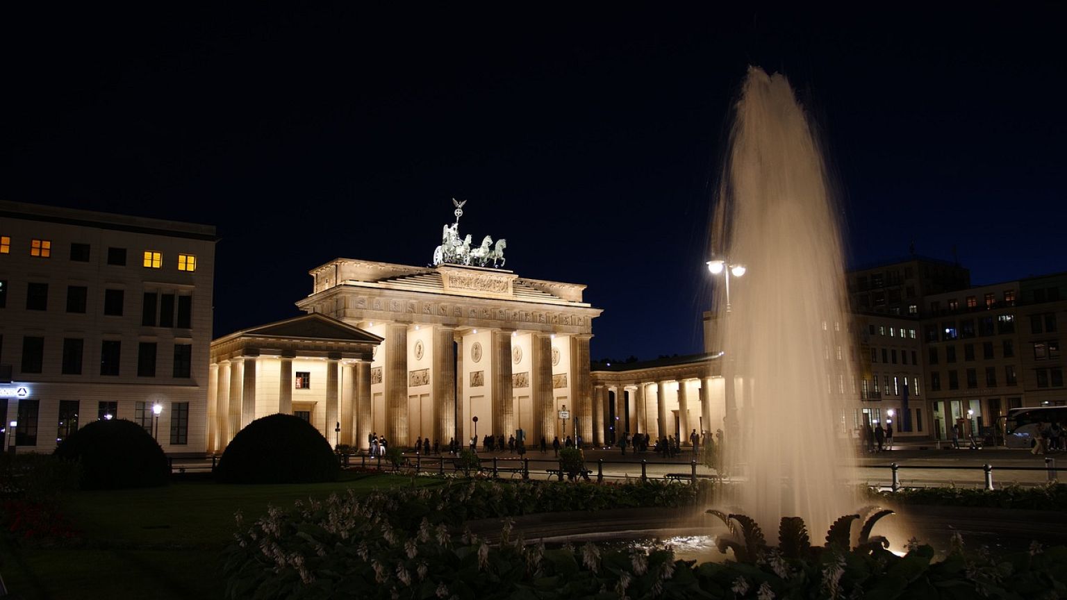Silvestermeile in Berlin erstmals mit "Schutzzone für Frauen"
