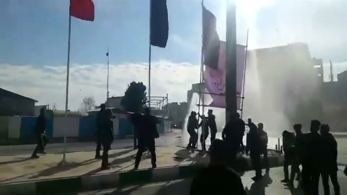 Iran: Proteste gegen Regierung aufgelöst