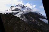 Le Népal interdit l'ascension de ses sommets en solitaire
