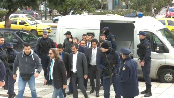 Yunanistan'a kaçan askerlerden birinin sığınma talebi kabul edildi Yunanistan'a kaçan askerlerden birinin sığınma talebi kabul edildi