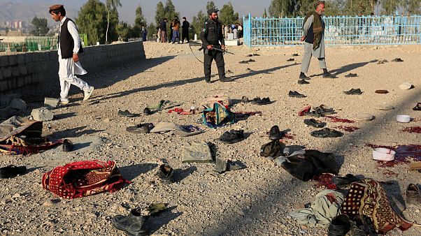 Afganistan'da intihar saldırısı: En az 18 ölü Afganistan'da intihar saldırısı: En az 18 ölü