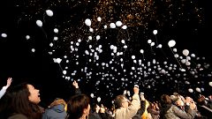 Luftballons über Tokio: Japan läutet 2018 ein