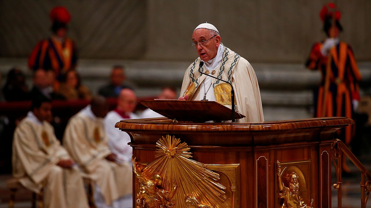 Le pape François affiche son soutien aux Coptes