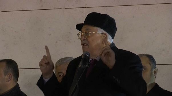 Палестина отозвала посла из США Палестина отозвала посла из США