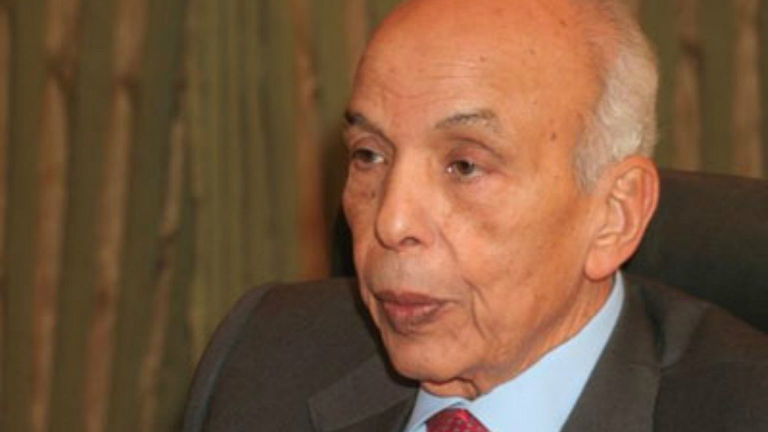 وفاة صحفي مصري بارز في الإمارات