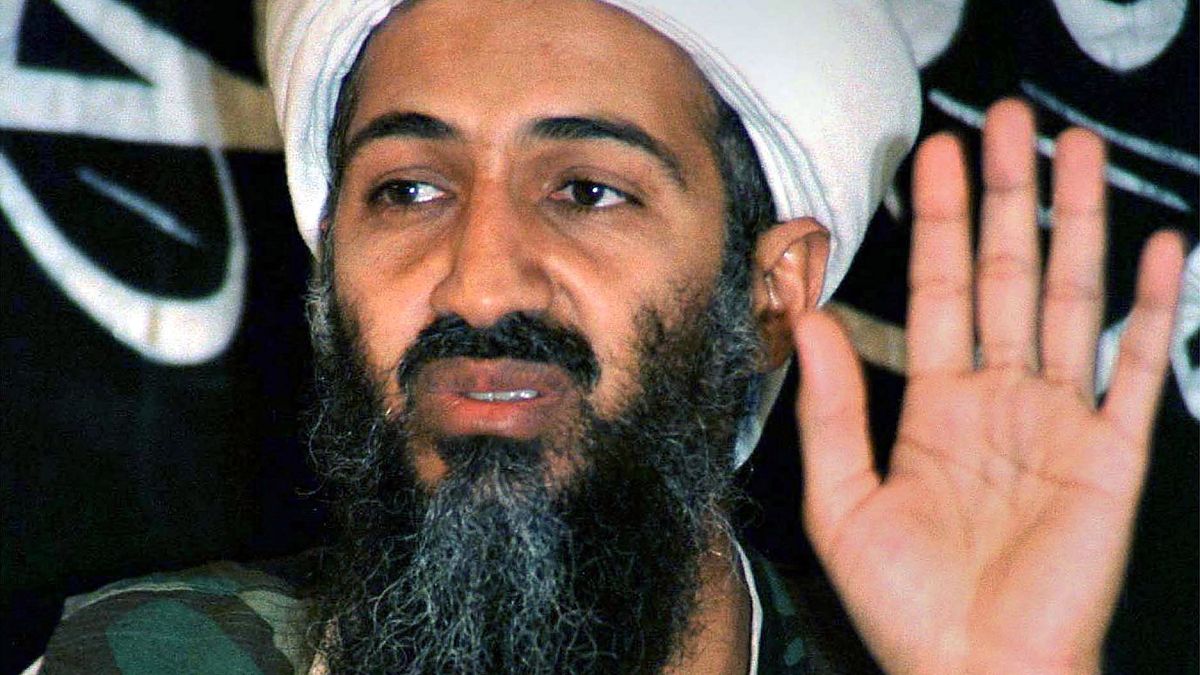 حمزة بن لادن ينعي نجله أسامة