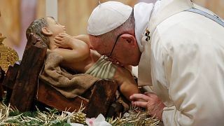 Le pape François prie pour les migrants