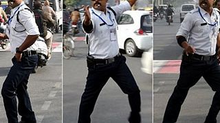  مايكل جاكسون ينظم حركة المرور في الهند 